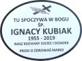 grawerowana tablica biała na grób laminat grawerski biały nagrobna owal 5 a