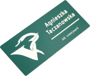 Identyfikator osobowy 70x30 mm z magnesem zielony laminat