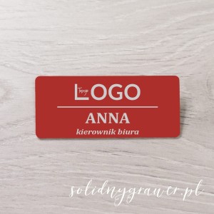 Identyfikator osobowy aluminiowy 70x30 mm z agrafką i grawerem czerwony
