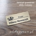 identyfikator-osobowy-grawerowany-plakietka-imienna-laminat-grawerski-złoty-fryzjer-dla fryzjerki-solidnygrawer-2.jpg