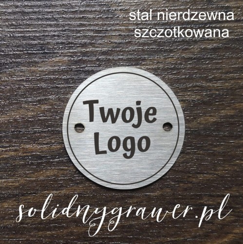 tabliczka-okragla-z-logo-stal-nierdzewna-szczotkowana-grawerowana-laserem-solidnygrawer-1.jpg