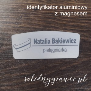 Identyfikator aluminiowy dla pielęgniarki magnes