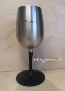 Grawer laserowy na kieliszku stalowym 5x3 cm