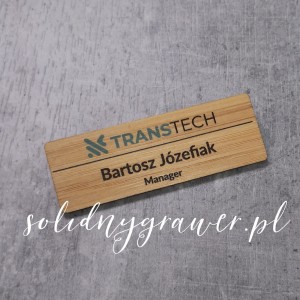 Plakietka osobowa druk bambus 75x25mm magnes